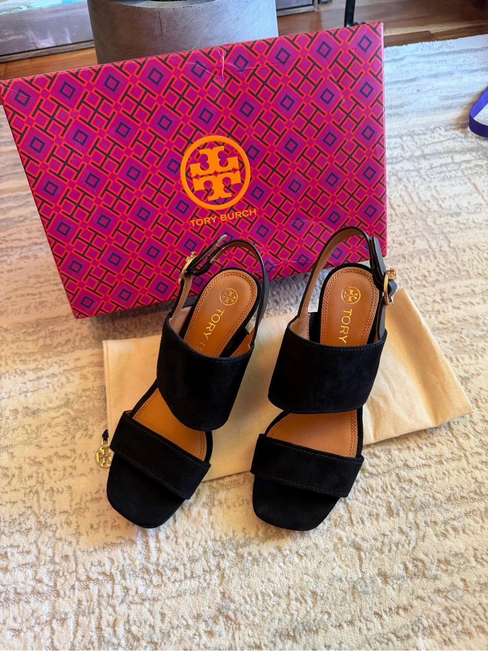 Tory Burch details 💯%
